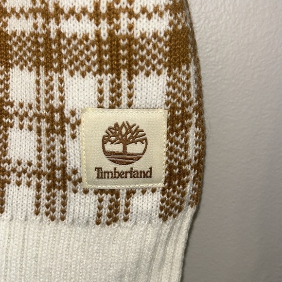 Timberland scarf new with tags. - Picture 6 of 6